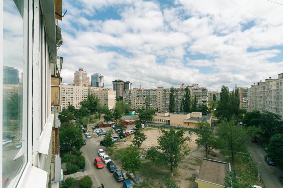 Apartment Near Dream Town Kiew Exterior foto